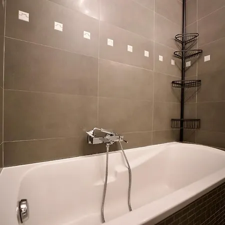 Le Solea - Spacieux Confort -climatisation-wifi Menton